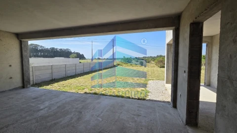 Moradia T3 para Venda em Santa Joana