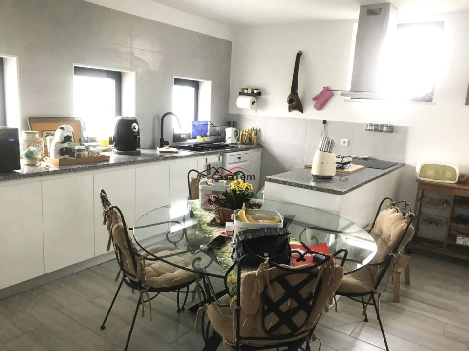 Apartamento T3 para Venda em Abraveses Foto 5