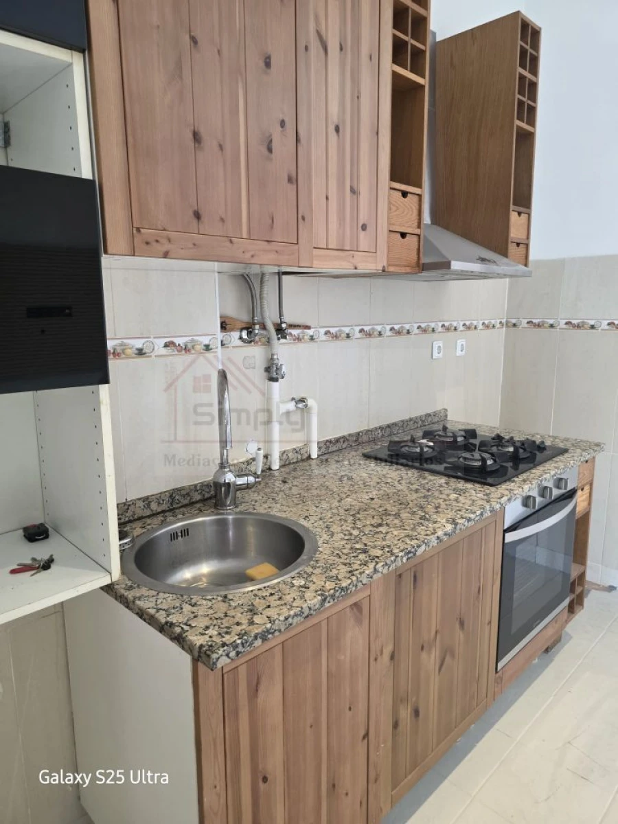 Apartamento T2 para Venda em Ajuda Foto 6