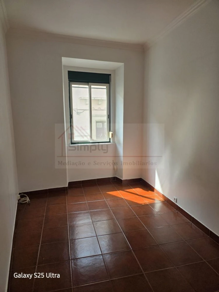 Apartamento T2 para Venda em Ajuda Foto 8