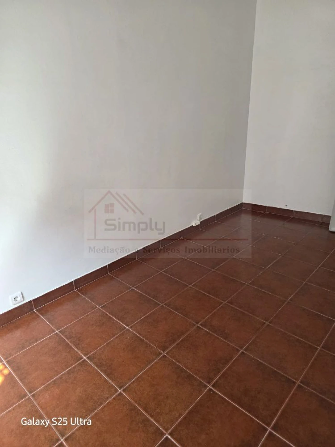 Apartamento T2 para Venda em Ajuda Foto 11