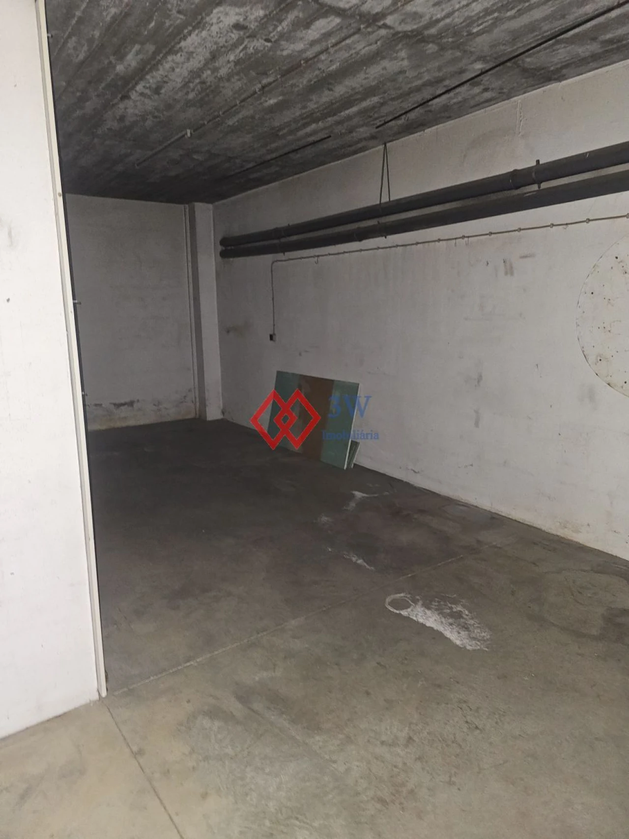 Garagem para Arrendamento em São João Baptista Foto 1