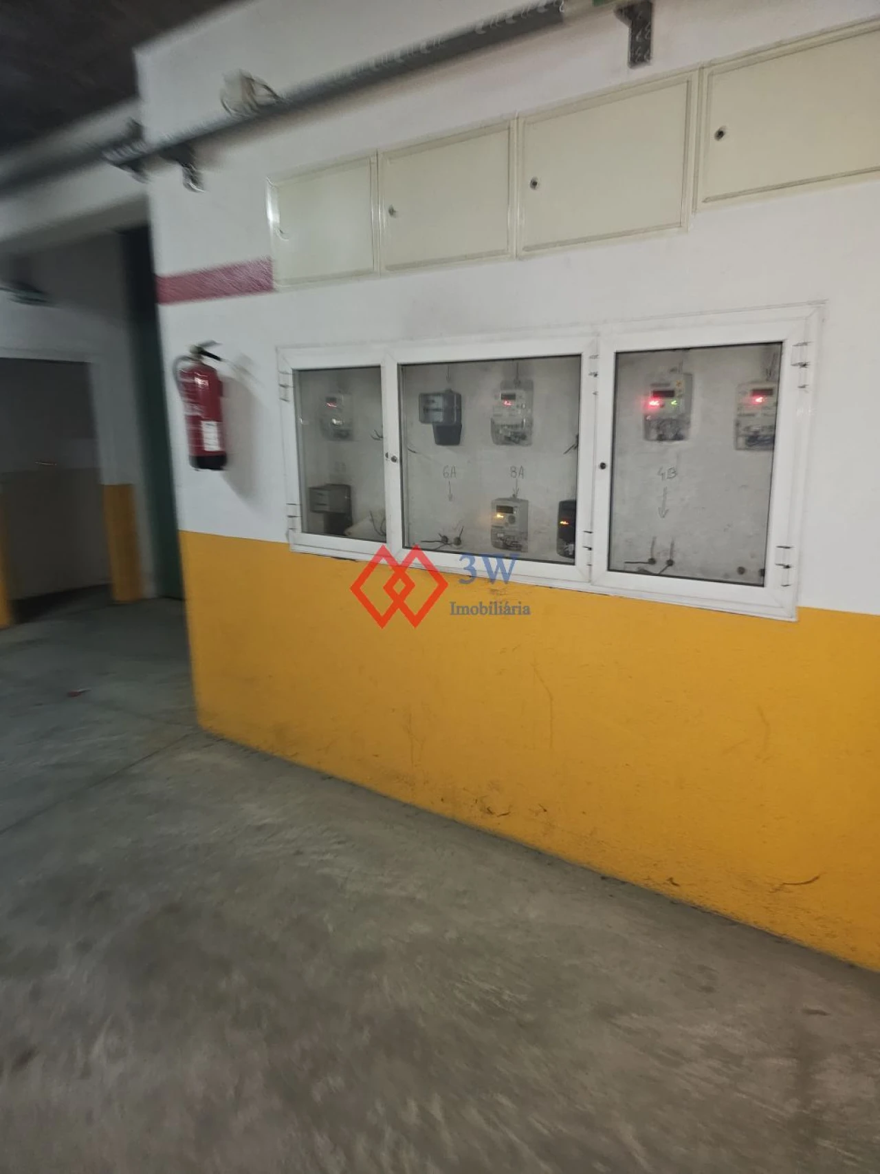 Garagem para Arrendamento em São João Baptista Foto 8