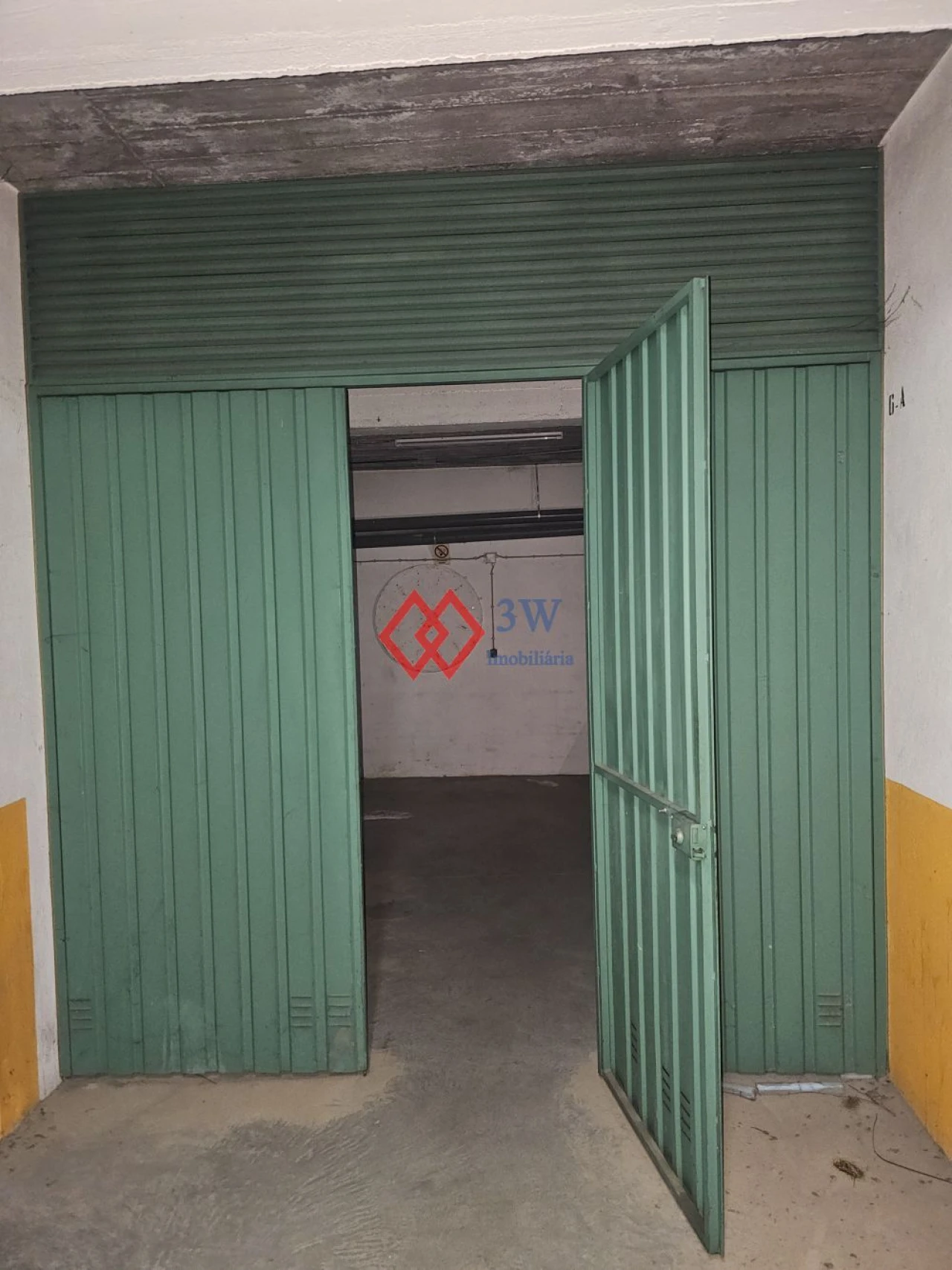 Garagem para Arrendamento em São João Baptista Foto 6