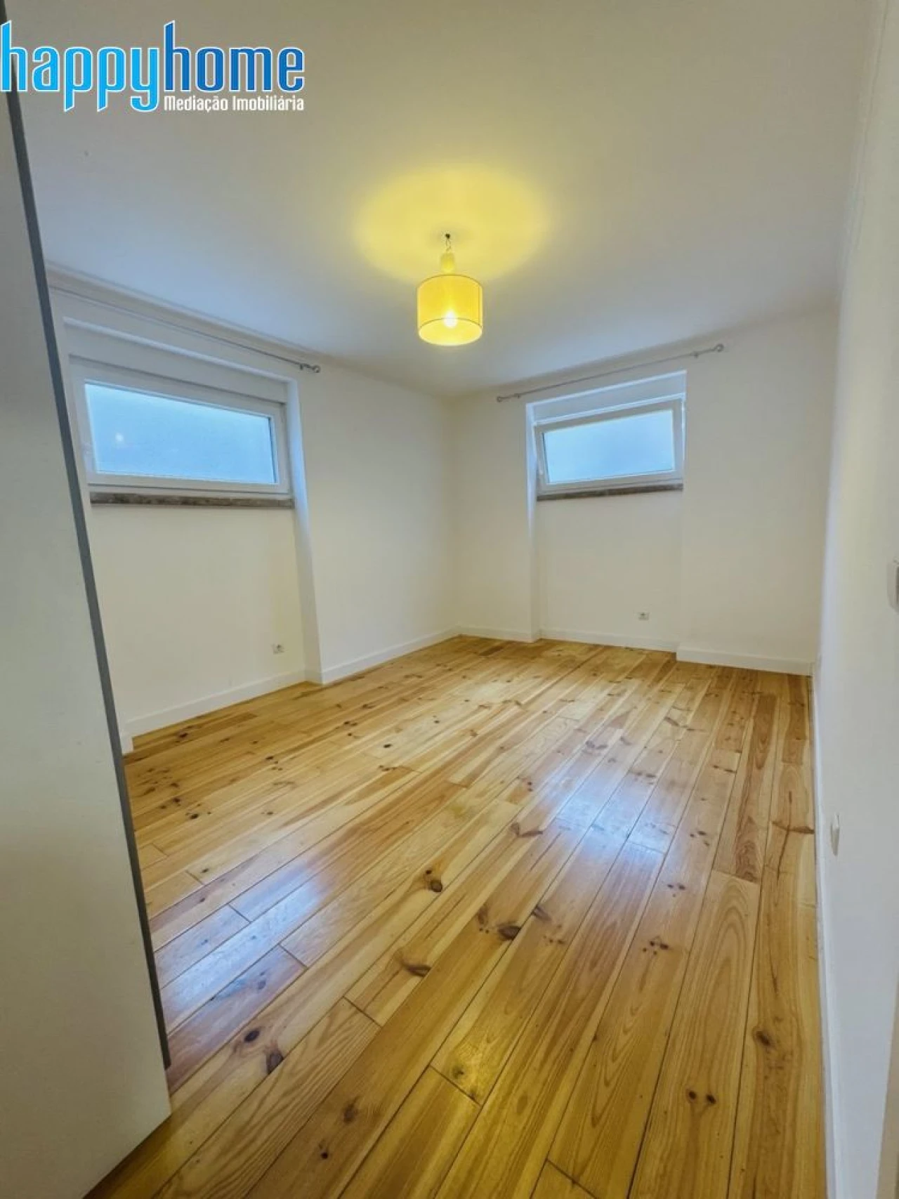 Apartamento T2 para Venda em Póvoa de Santo Adrião e Olival Basto Foto 11