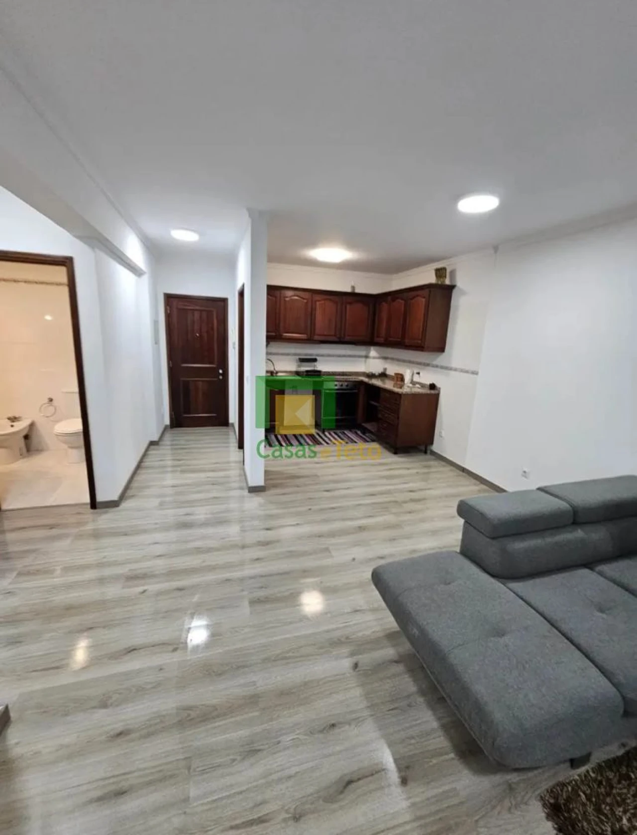 Apartamento T2 para Venda em Caniço Foto 5