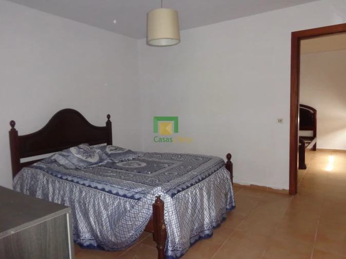 Moradia T2 para Venda em São Roque Foto 10