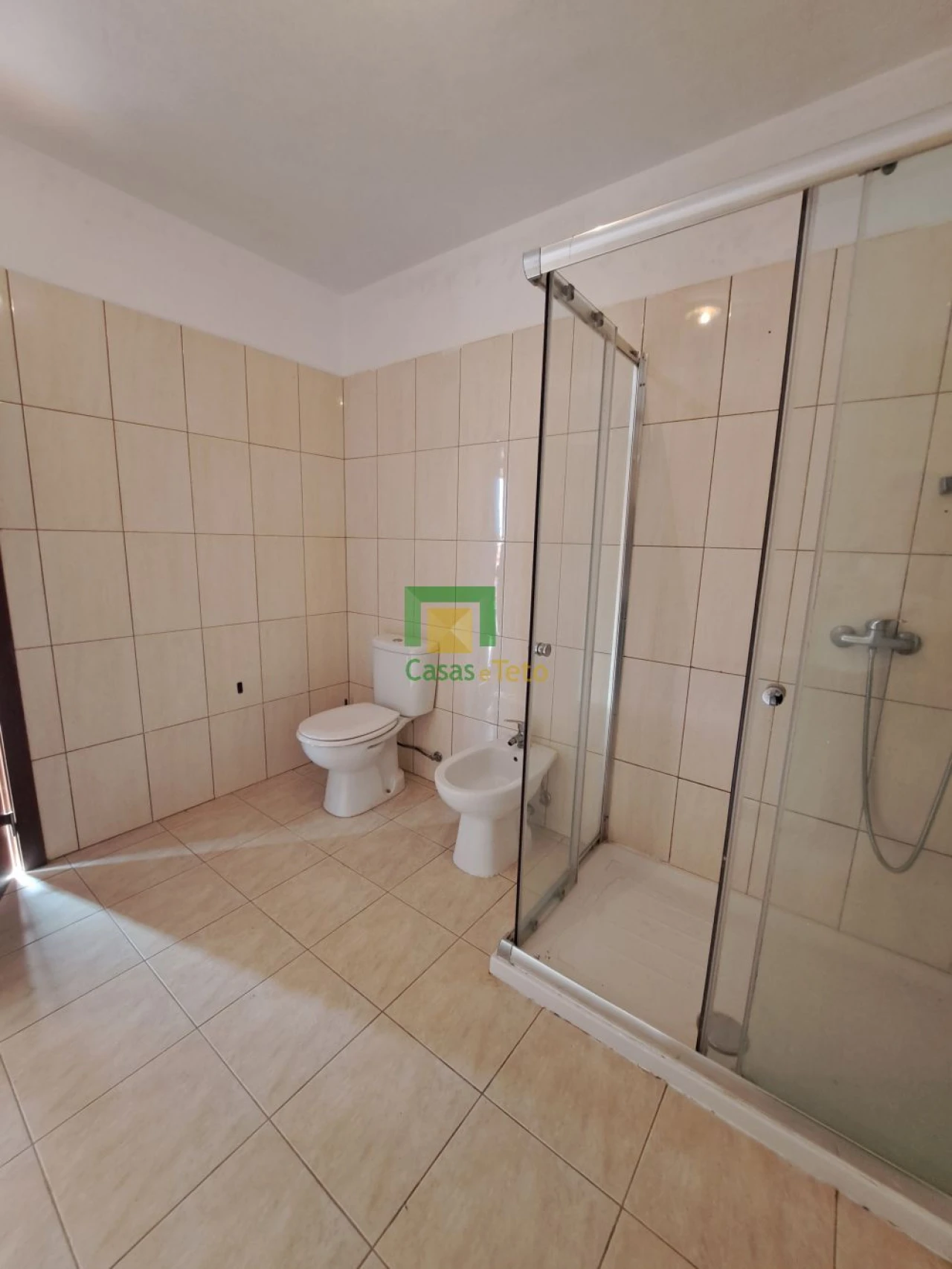 Moradia T2 para Venda em São Roque Foto 16