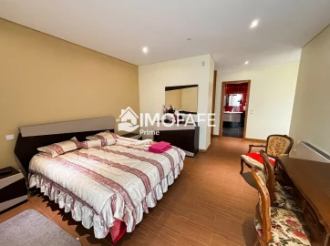 Moradia T6 para Venda em Santa Maria Maior e Monserrate e Meadela