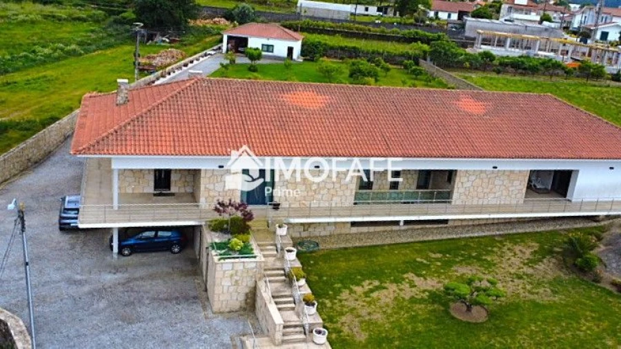 Moradia T6 para Venda em Santa Maria Maior e Monserrate e Meadela Foto 2