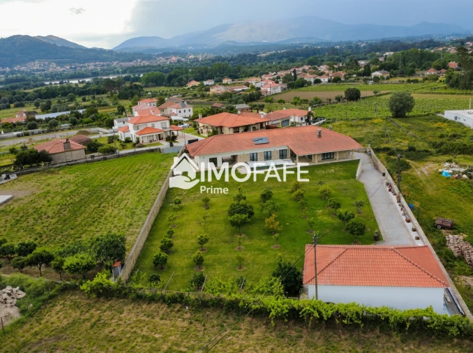 Moradia T6 para Venda em Santa Maria Maior e Monserrate e Meadela Foto 10