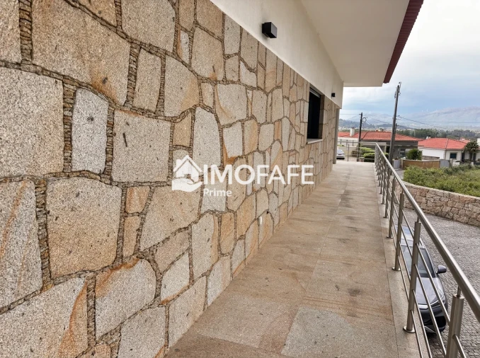 Moradia T6 para Venda em Santa Maria Maior e Monserrate e Meadela Foto 22