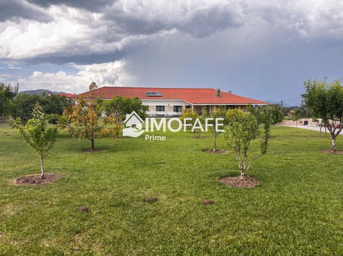 Moradia T6 para Venda em Santa Maria Maior e Monserrate e Meadela Foto 4