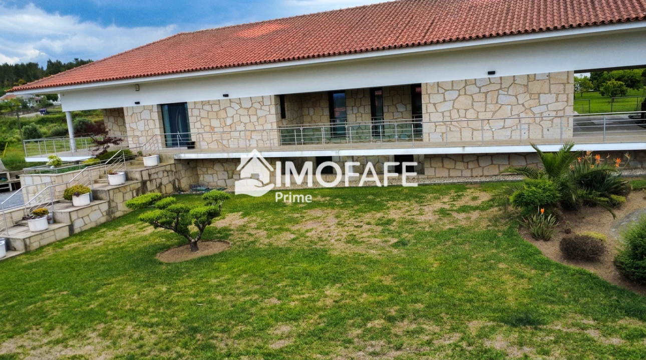 Moradia T6 para Venda em Santa Maria Maior e Monserrate e Meadela Foto 12