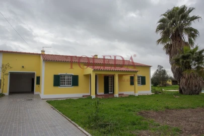 Moradia T3 para Venda em Glória do Ribatejo e Granho