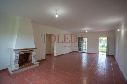 Moradia T3 para Venda em Glória do Ribatejo e Granho