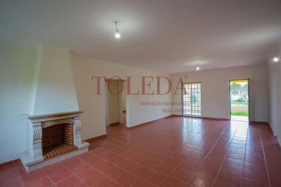 Moradia T3 para Venda em Glória do Ribatejo e Granho