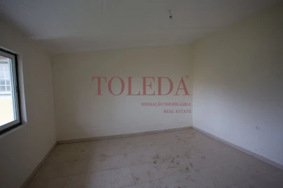 Moradia T3 para Venda em Glória do Ribatejo e Granho