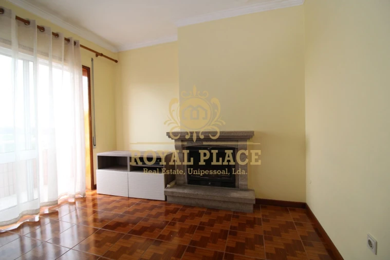 Apartamento T2 para Venda em Rio Meão Foto 3