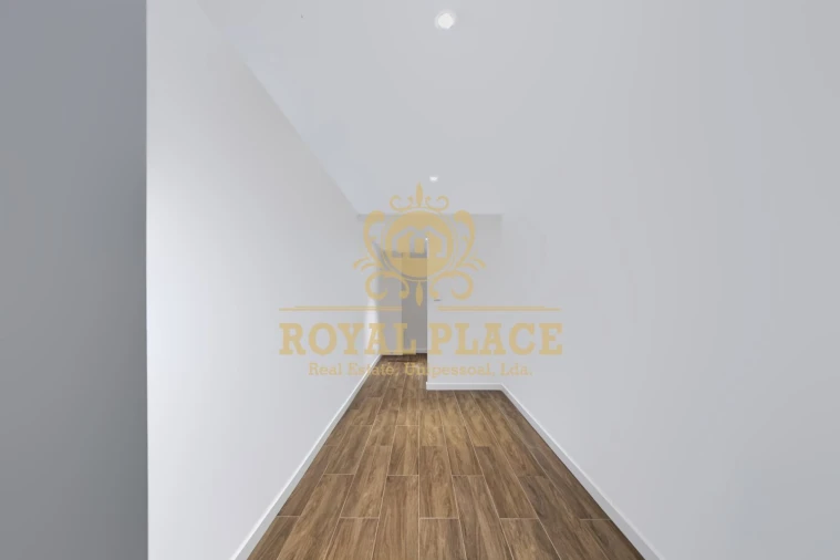 Apartamento T2 para Venda em Argoncilhe Foto 29
