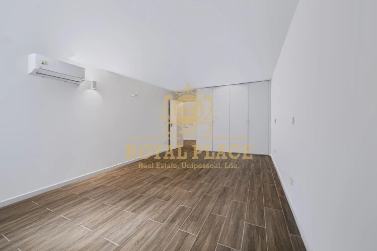 Apartamento T2 para Venda em Argoncilhe Foto 23
