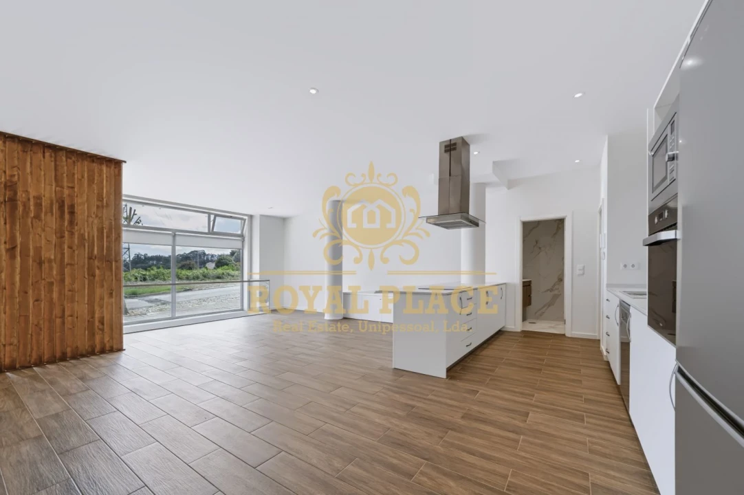 Apartamento T2 para Venda em Argoncilhe Foto 5