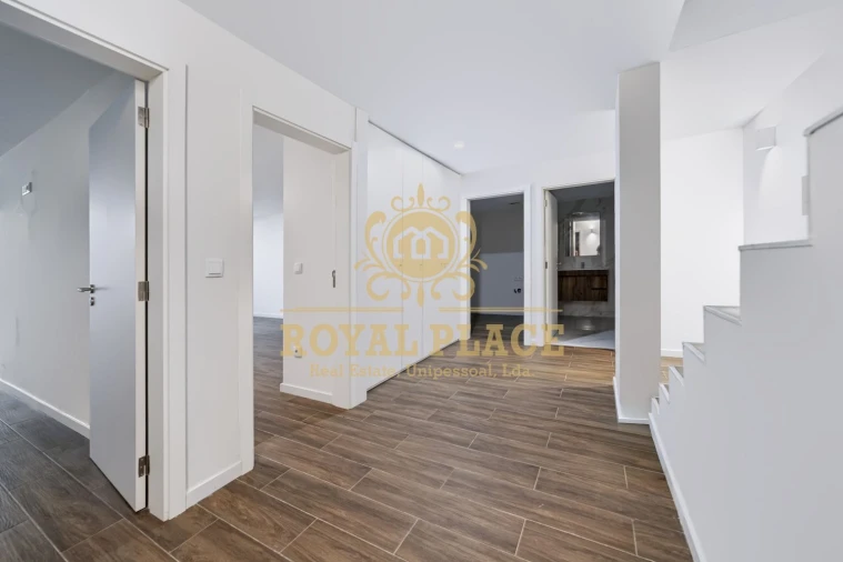 Apartamento T2 para Venda em Argoncilhe Foto 23