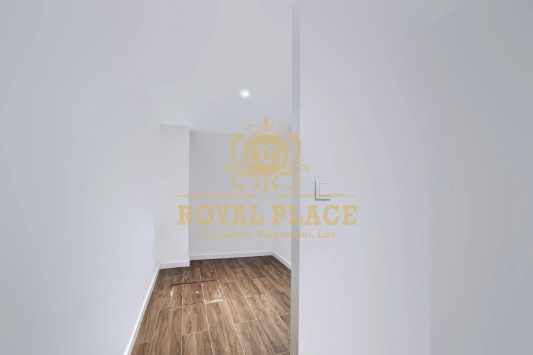 Apartamento T2 para Venda em Argoncilhe Foto 31