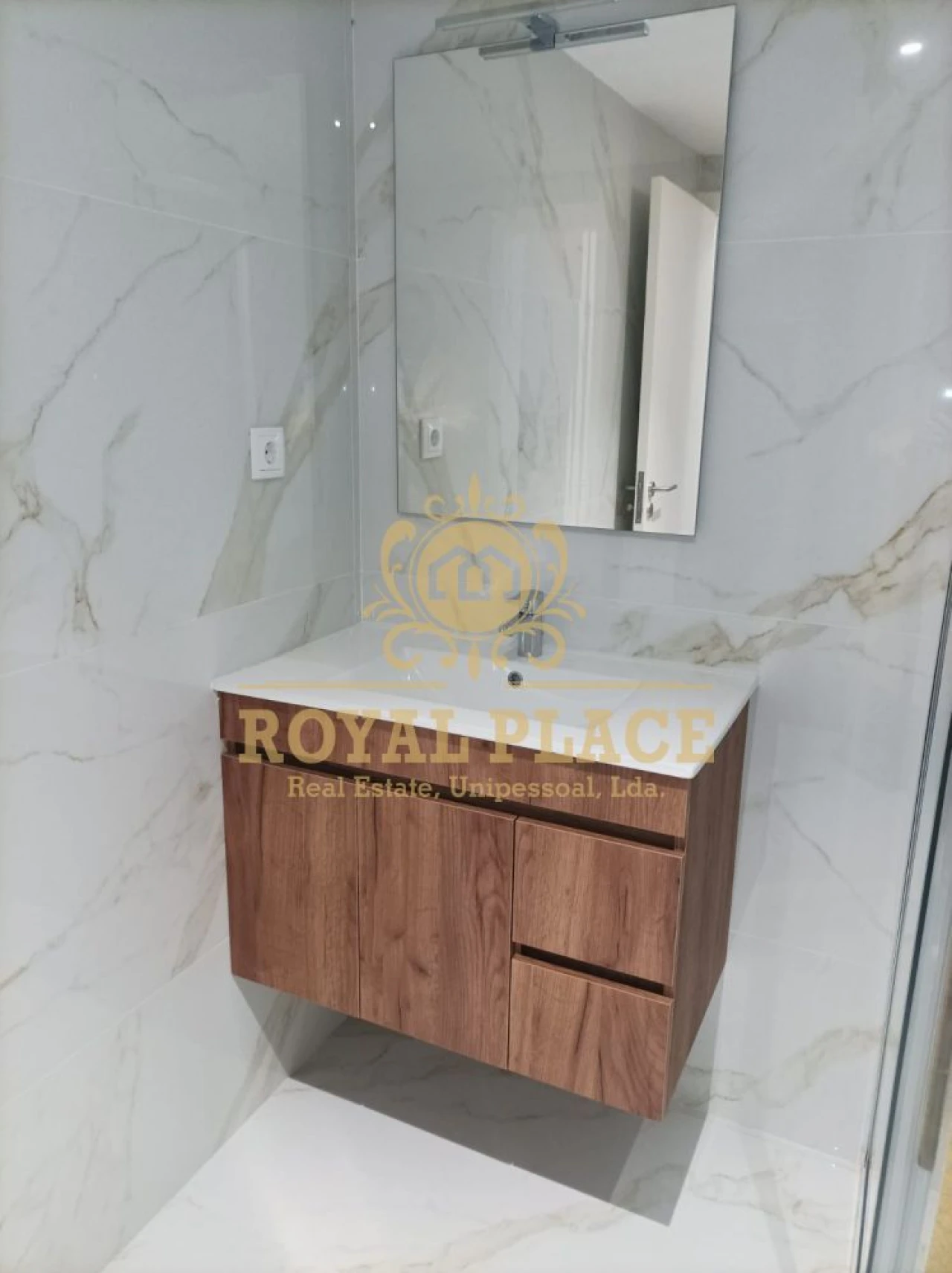 Apartamento T2 para Venda em Argoncilhe Foto 13