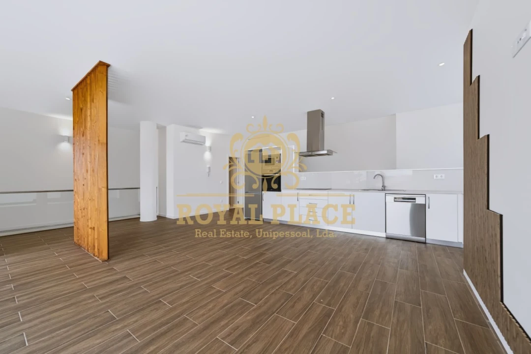 Apartamento T2 para Venda em Argoncilhe Foto 11