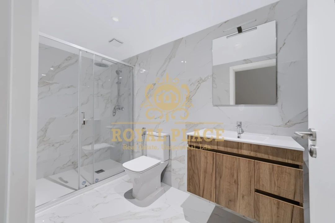 Apartamento T2 para Venda em Argoncilhe Foto 1