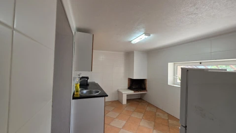 Moradia T2 para Venda em Chãos