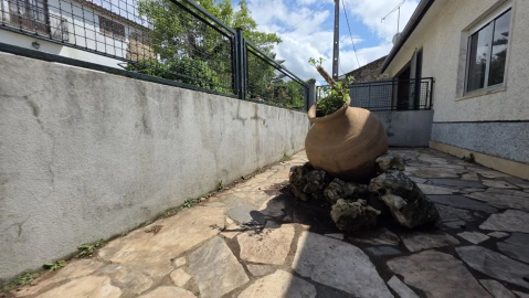 Moradia T2 para Venda em Chãos