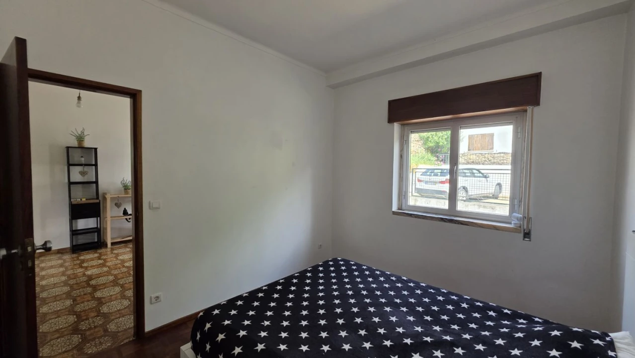 Moradia T2 para Venda em Chãos Foto 9