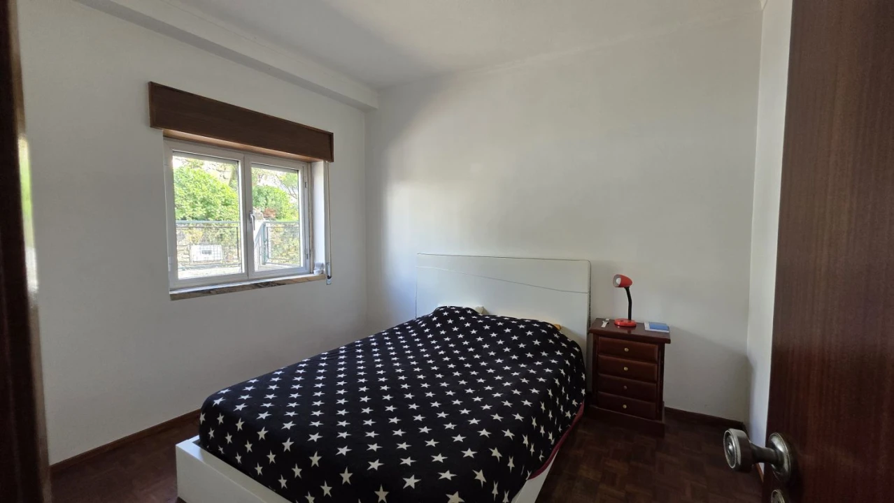 Moradia T2 para Venda em Chãos Foto 10