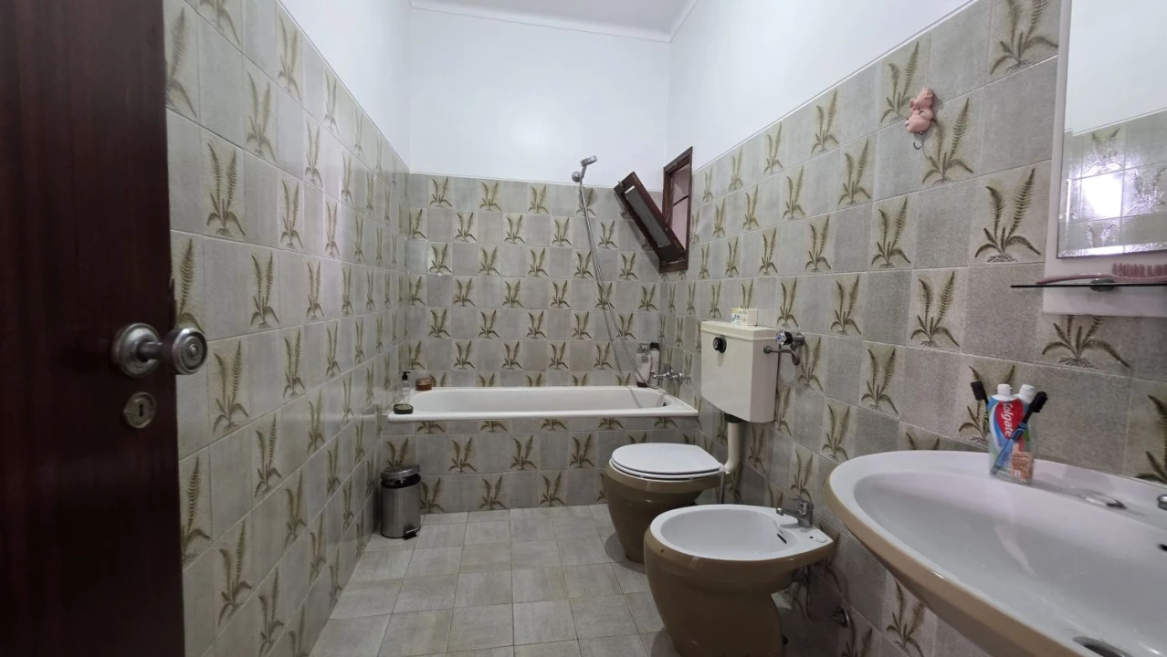 Moradia T2 para Venda em Chãos Foto 12
