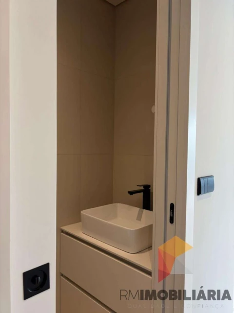 Apartamento T3 para Venda em Gondomar (São Cosme), Valbom e Jovim