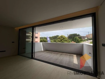 Apartamento T4 para Venda em Gondomar (São Cosme), Valbom e Jovim