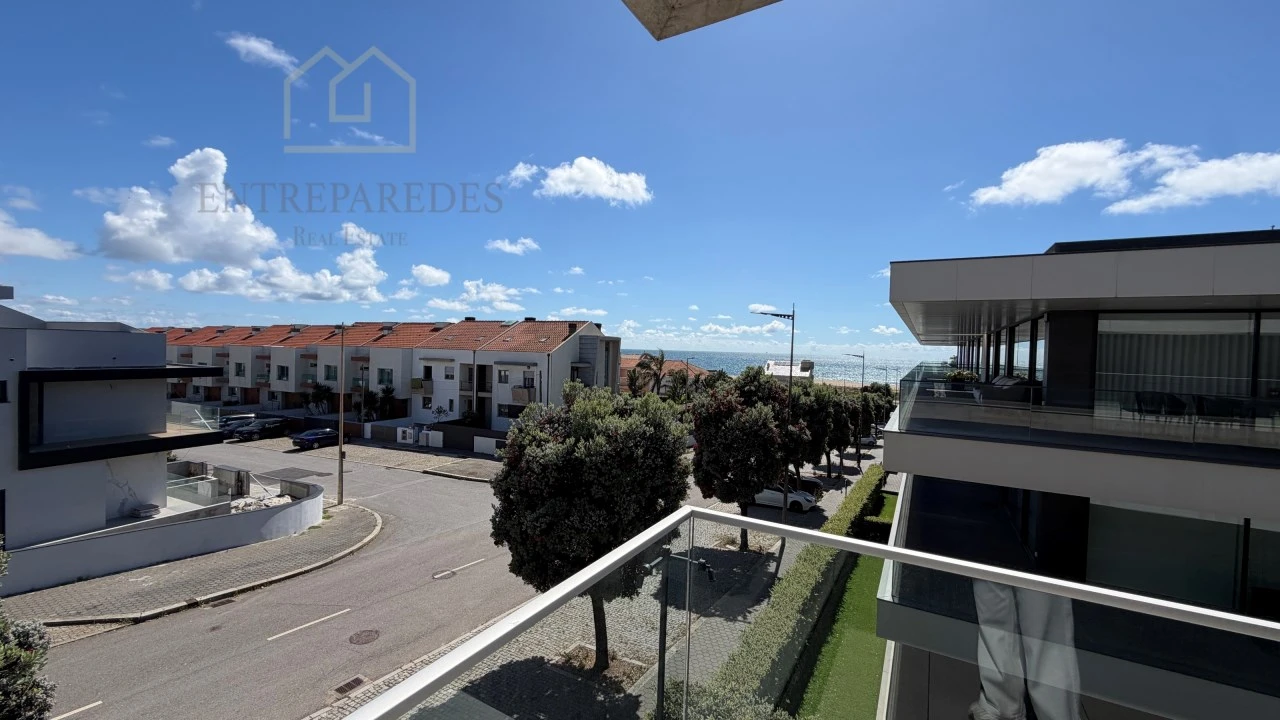 Apartamento T4 para Venda em Canidelo Foto 2