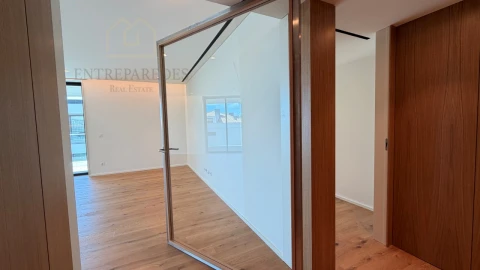 Apartamento T4 para Venda em Canidelo