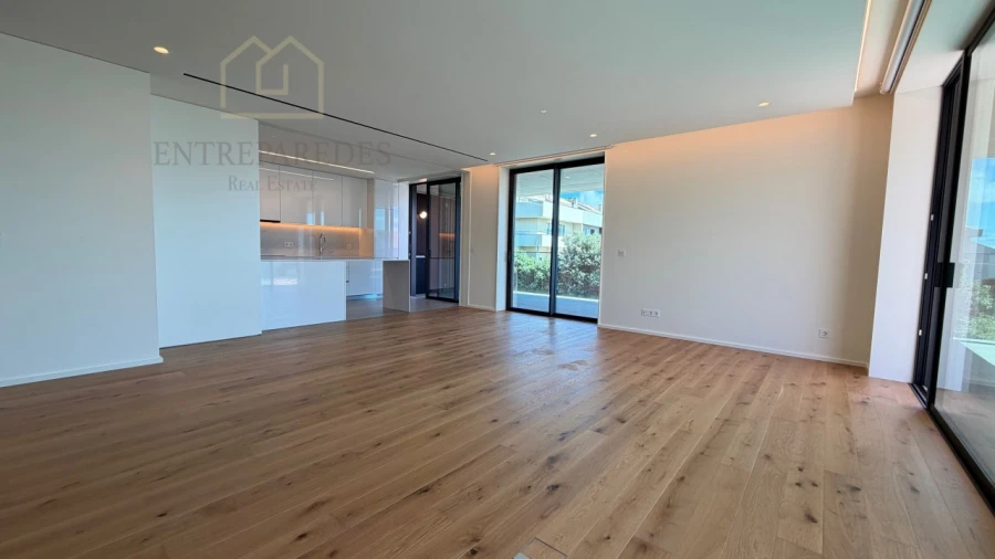 Apartamento T4 para Venda em Canidelo Foto 9