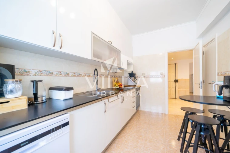 Apartamento T3 para Venda em Seixal, Arrentela e Aldeia de Paio Pires Foto 12