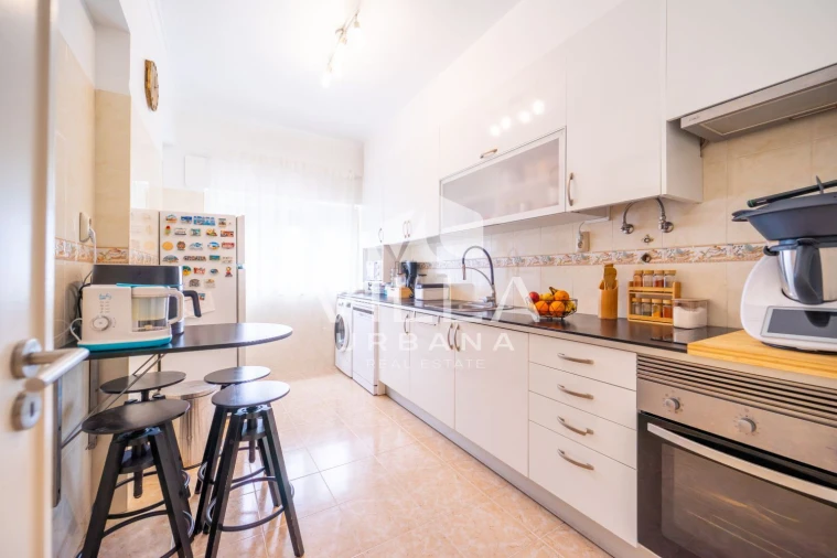Apartamento T3 para Venda em Seixal, Arrentela e Aldeia de Paio Pires Foto 11