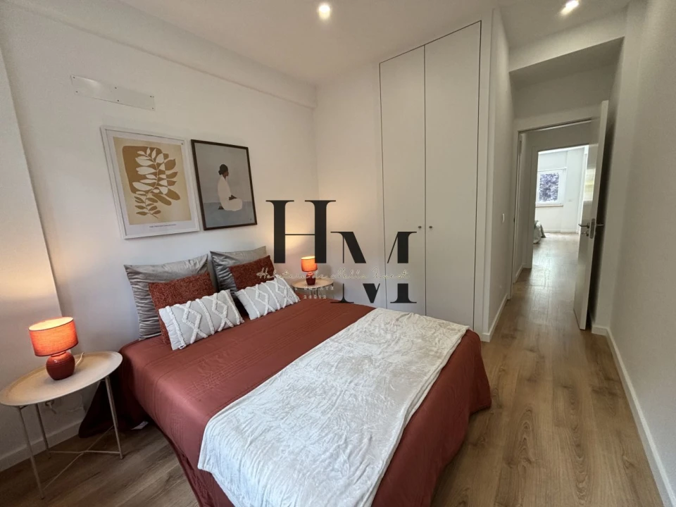 Apartamento T2 para Venda em Benfica Foto 14