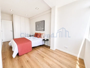 Apartamento T3 para Venda em Benfica