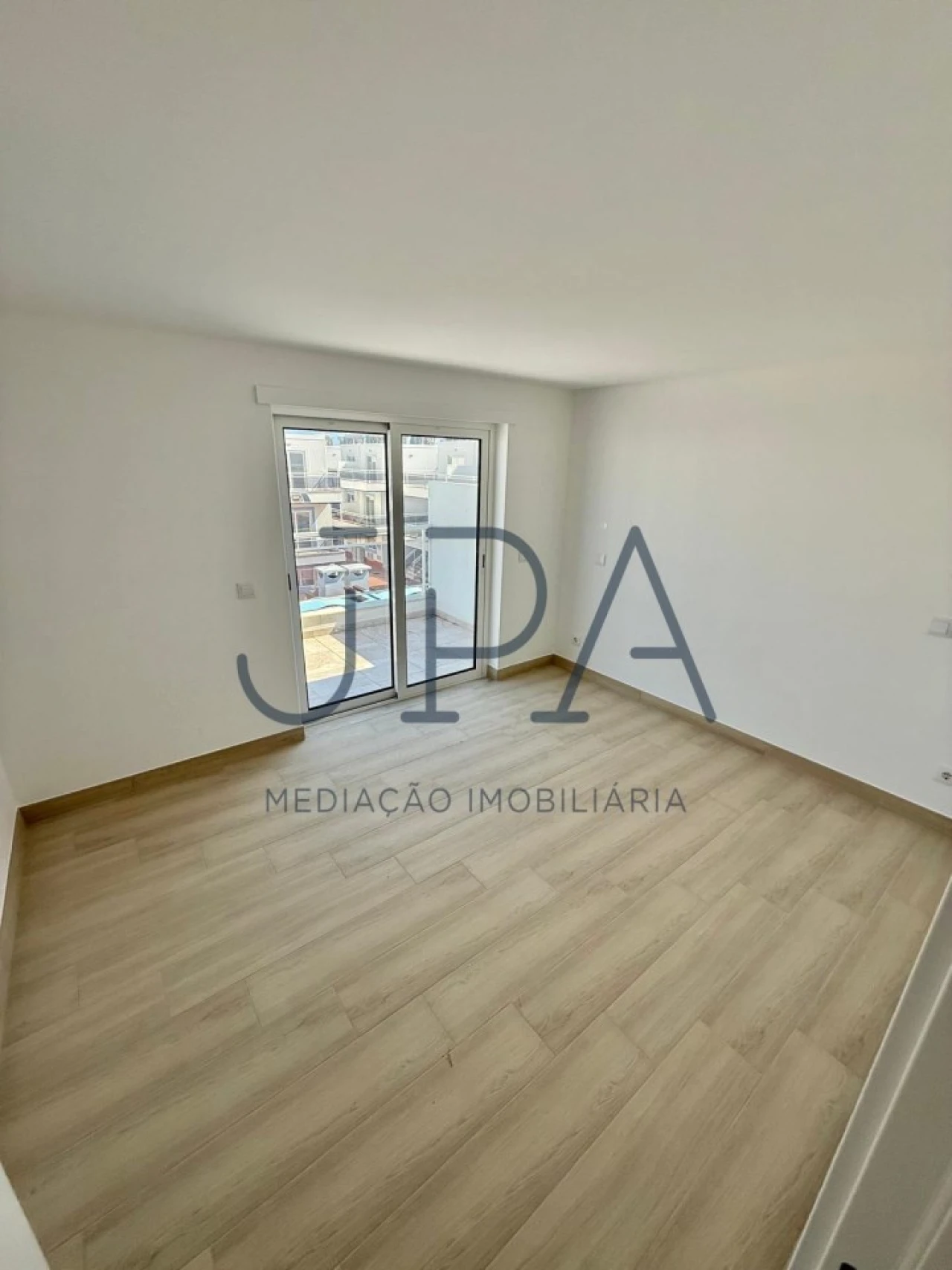 Moradia T4 para Venda em Vila Nova de Cacela Foto 9