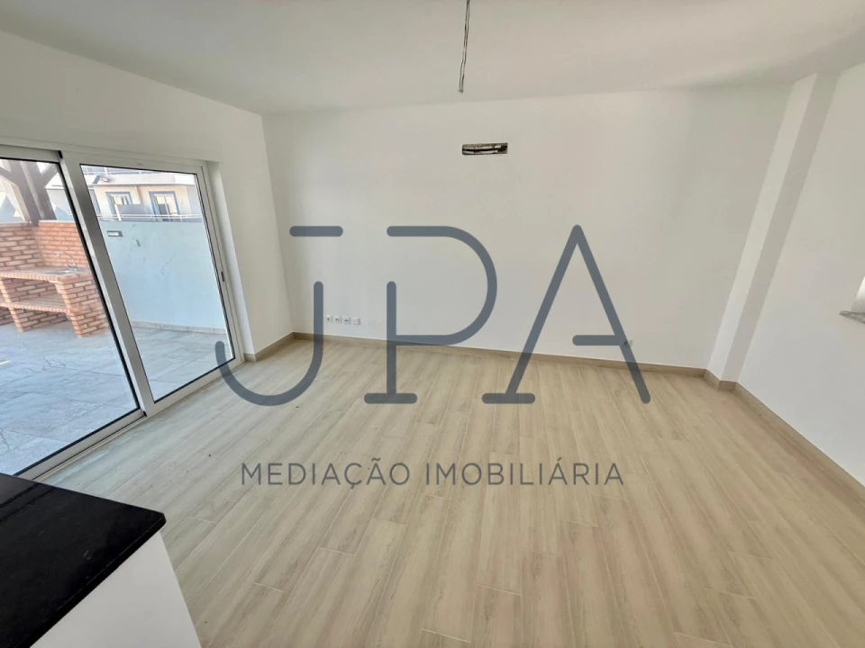 Moradia T4 para Venda em Vila Nova de Cacela Foto 15