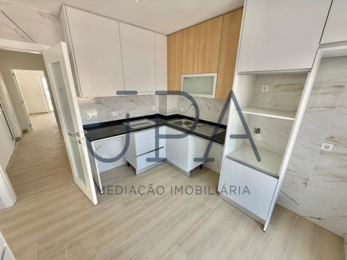 Moradia T4 para Venda em Vila Nova de Cacela Foto 17
