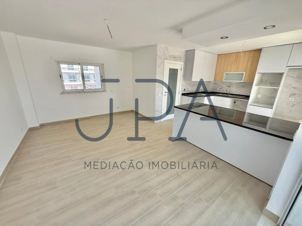 Moradia T4 para Venda em Vila Nova de Cacela Foto 14