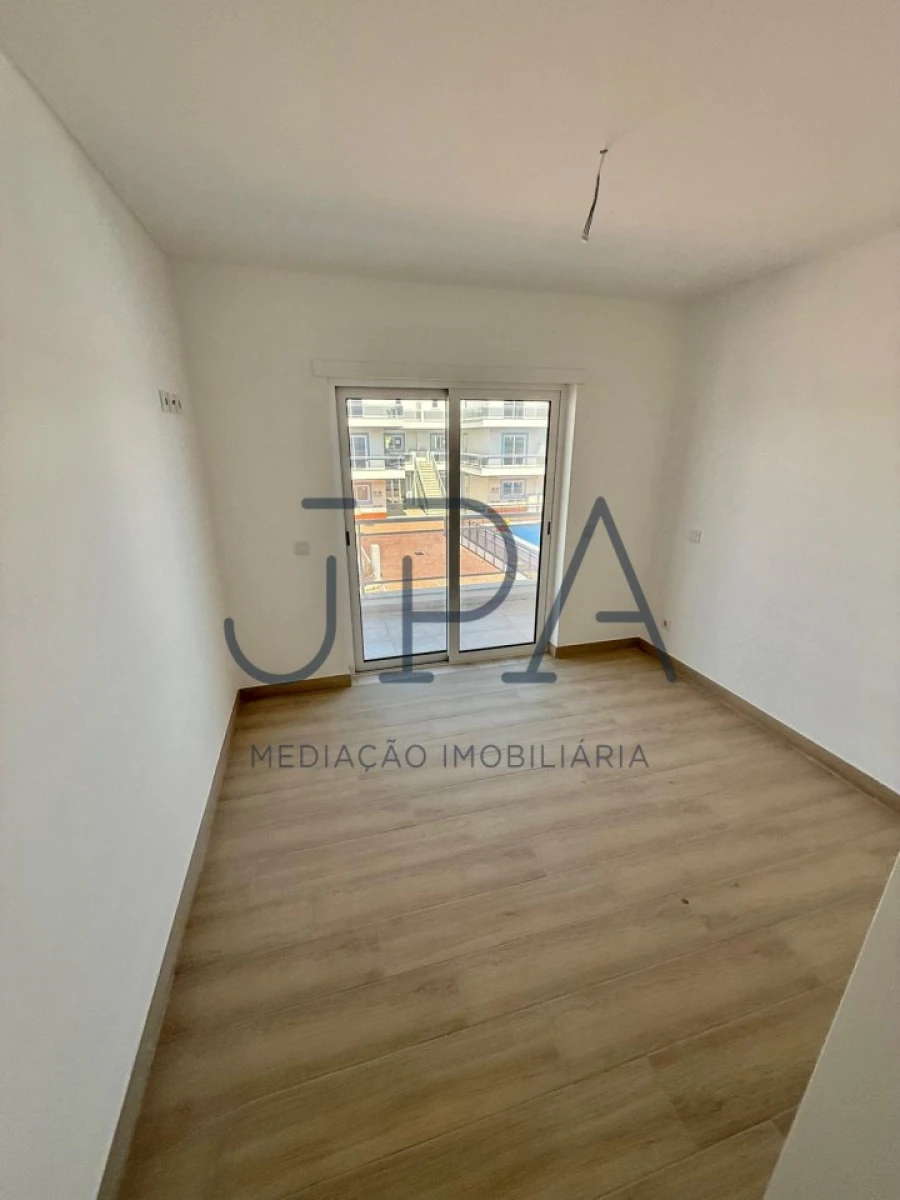 Moradia T4 para Venda em Vila Nova de Cacela Foto 8